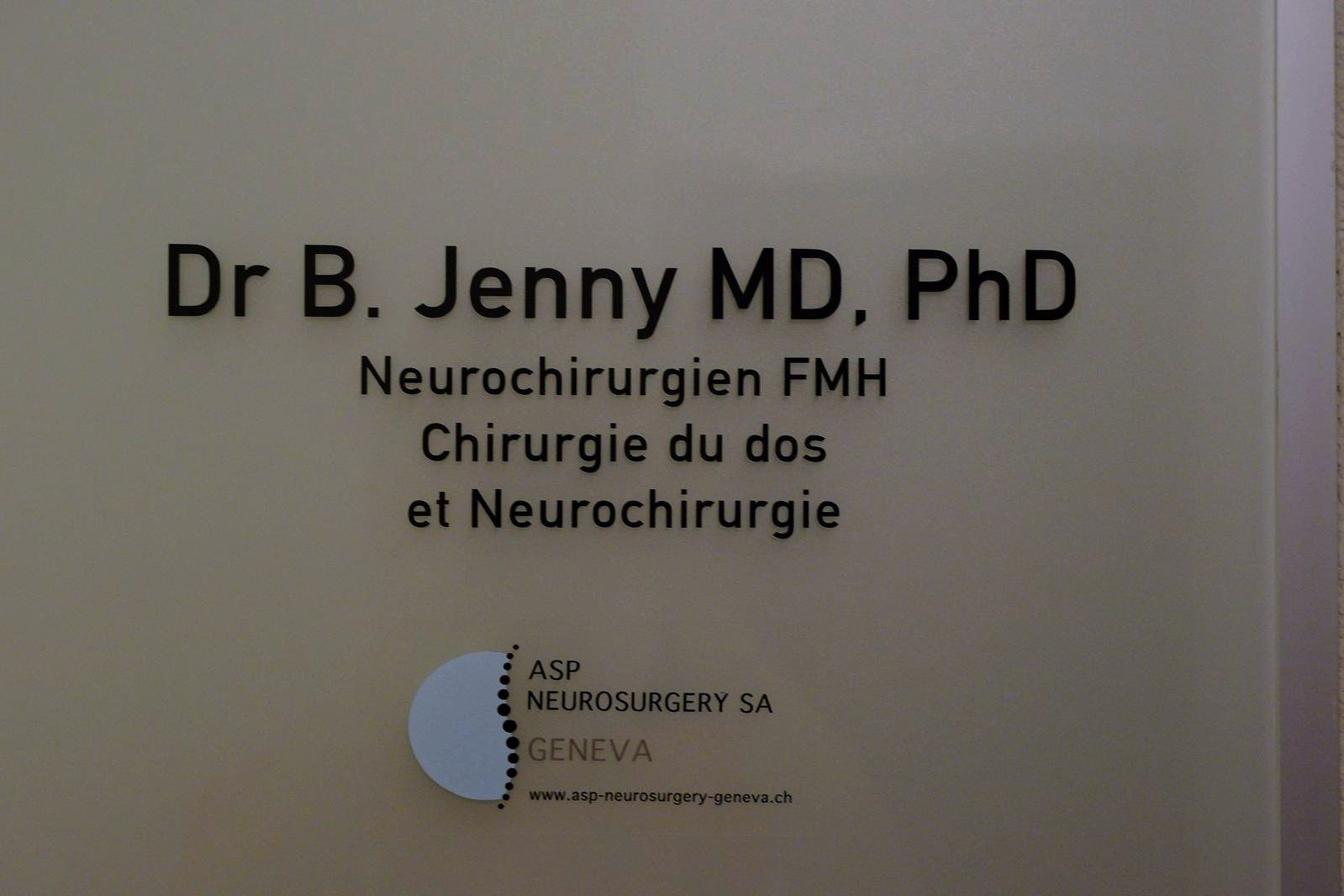 Plaque du cabinet du Dr Benoit Jenny, 1er étage